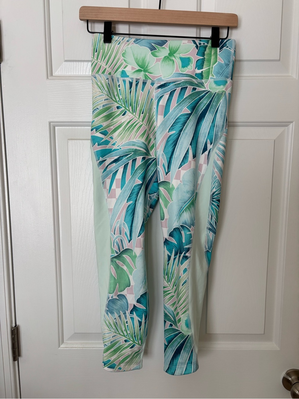 Nike Tropical Print Leggings - Mint, Teal & Pale Pink Size Small New